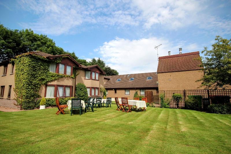 Strathburn Hotel Inverurie by Compass Hospitality - Restoran