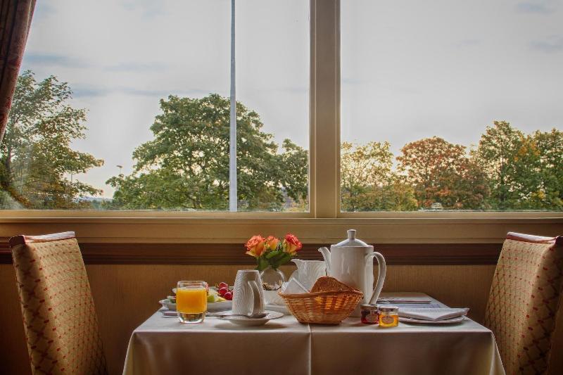 Strathburn Hotel Inverurie by Compass Hospitality - Restoran