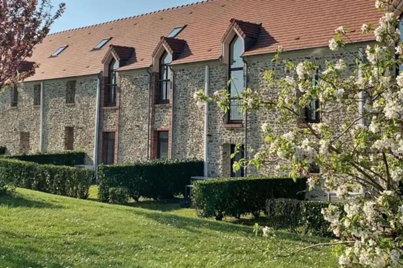 Hotel Les Suites De Cra Cy - Genel
