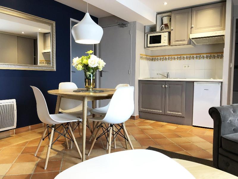 Hotel Les Suites De Cra Cy - Oda