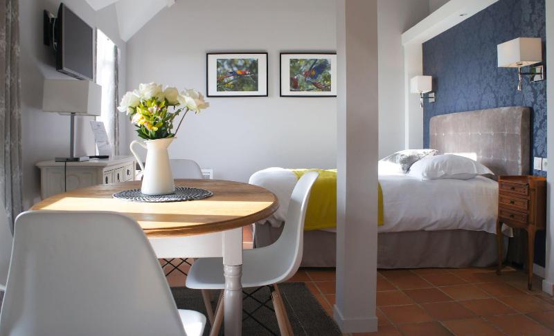 Hotel Les Suites De Cra Cy - Oda