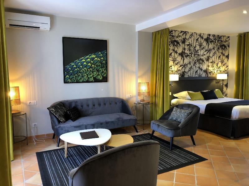 Hotel Les Suites De Cra Cy - Oda