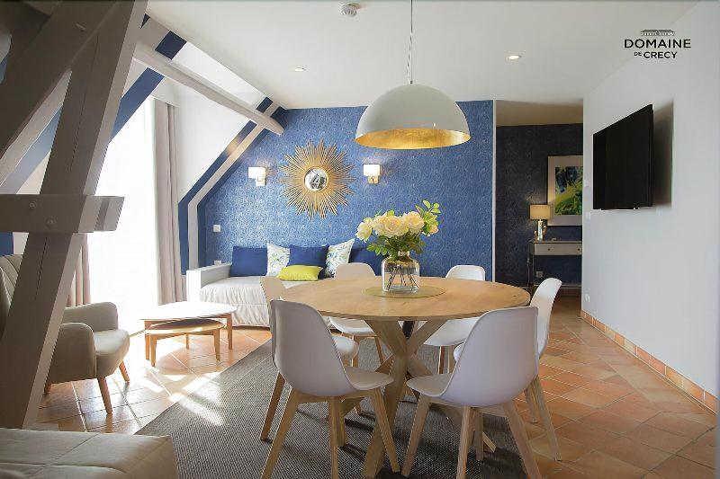 Hotel Les Suites De Cra Cy - Oda
