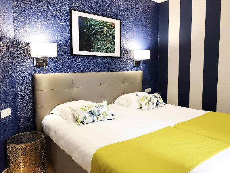 Hotel Les Suites De Cra Cy - Oda
