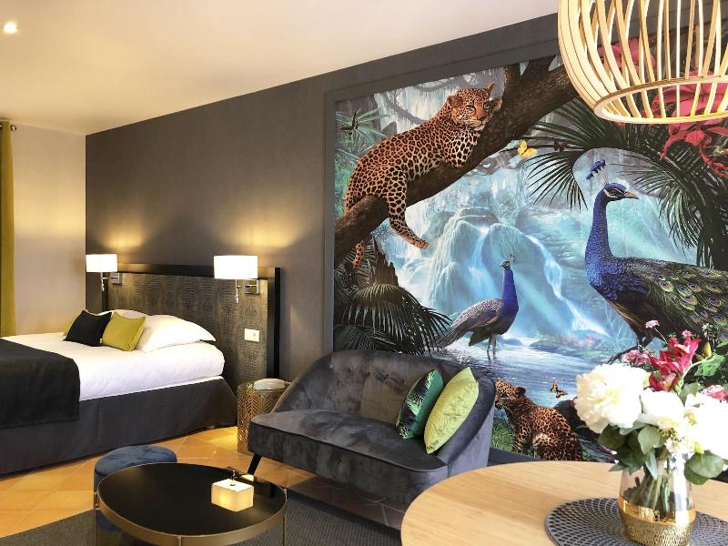 Hotel Les Suites De Cra Cy - Oda