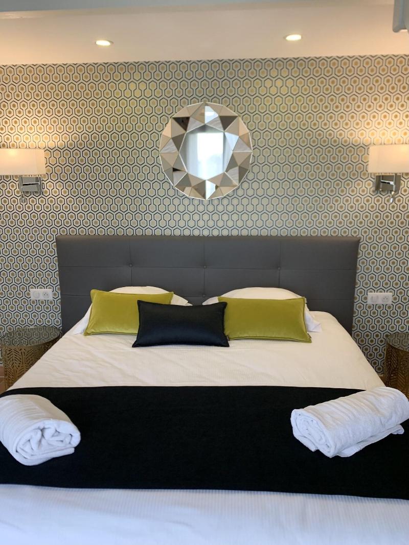Hotel Les Suites De Cra Cy - Oda