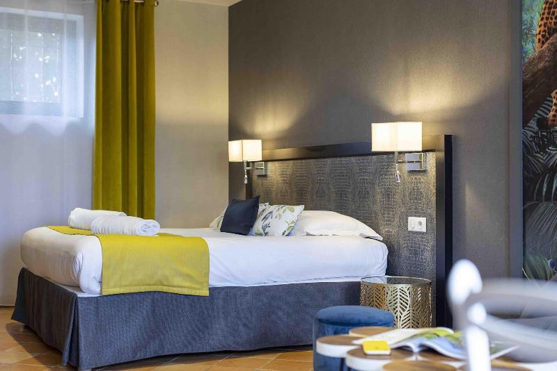 Hotel Les Suites De Cra Cy - Oda