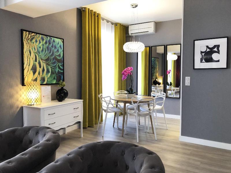 Hotel Les Suites De Cra Cy - Oda