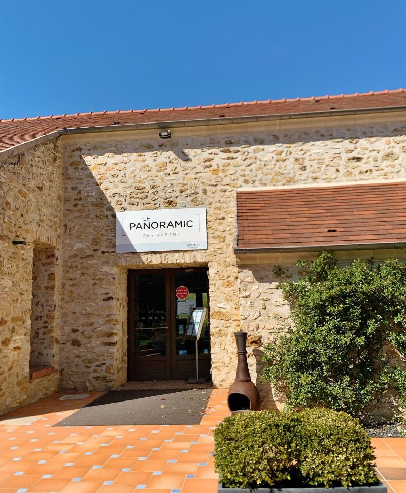 Hotel Les Suites De Cra Cy - Restoran