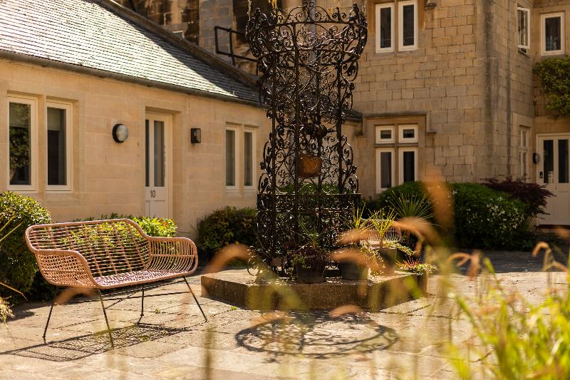 St Catherine's Hospital, Bath - Lobi