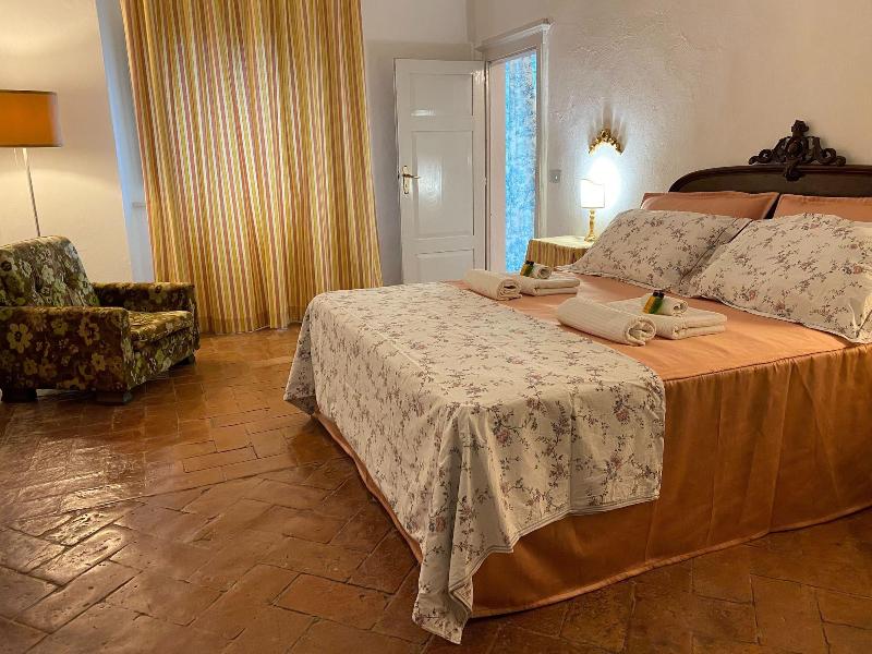 Albergodiffusovolterra - Oda