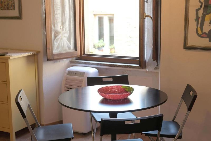 Albergodiffusovolterra - Oda