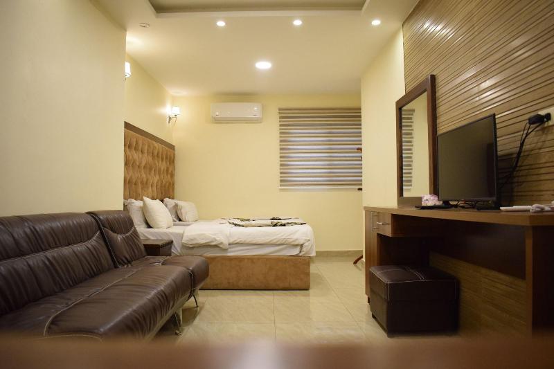 Nour Hotel Apartments - Oda