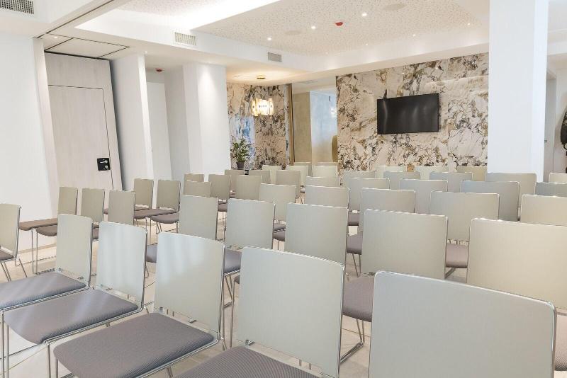 Hotel Savini - Toplantı