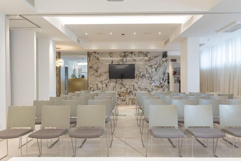 Hotel Savini - Toplantı