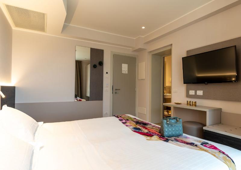 Hotel Savini - Oda