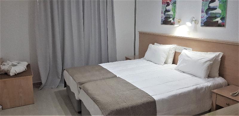 Senator Hotel Apts - Oda