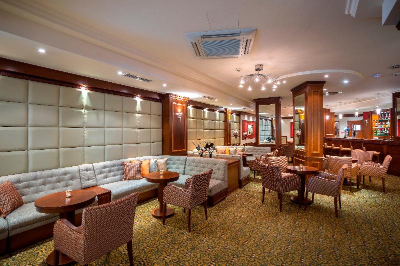 Aquamare Beach Hotel & Spa - Bar