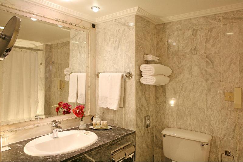 Aquamare Beach Hotel & Spa - Oda