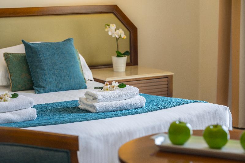 Aquamare Beach Hotel & Spa - Oda