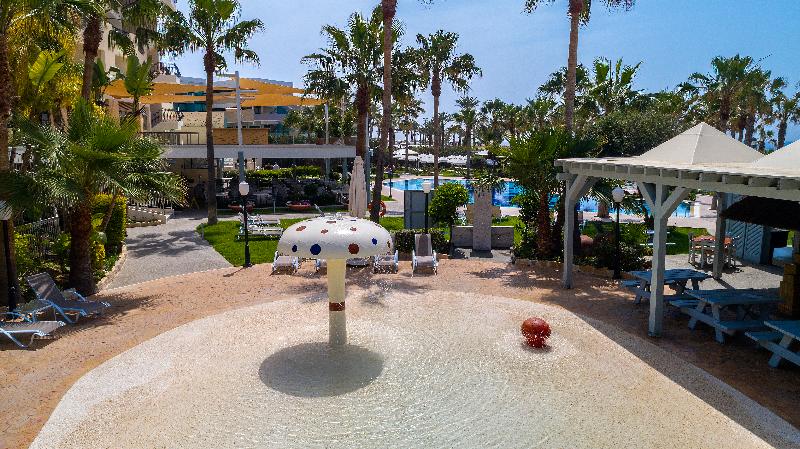 Aquamare Beach Hotel & Spa - Havuz