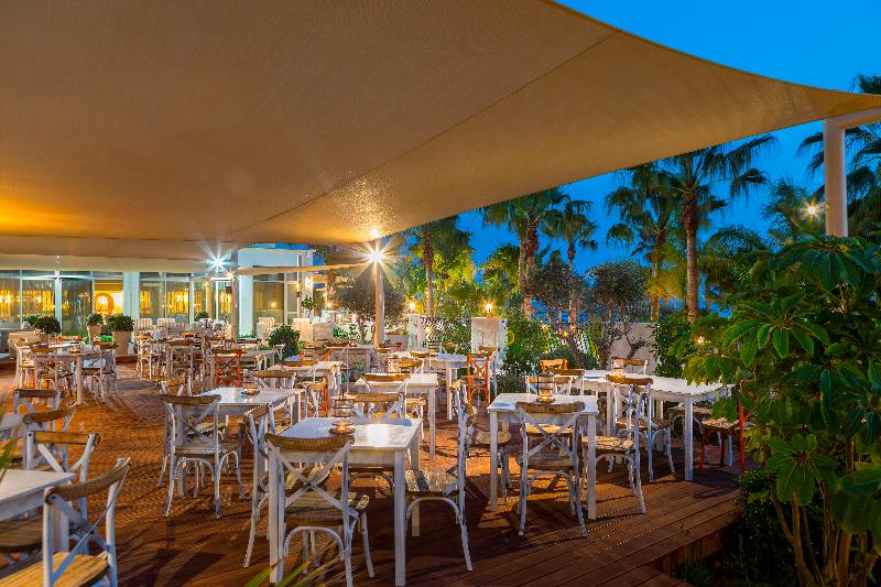 Aquamare Beach Hotel & Spa - Restoran