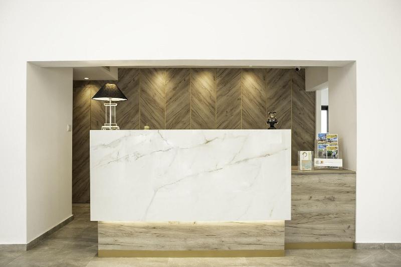 Roseum Boutique Hotel - Lobi