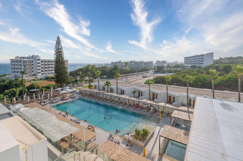 Napa Mermaid Hotel & Suites - Oda