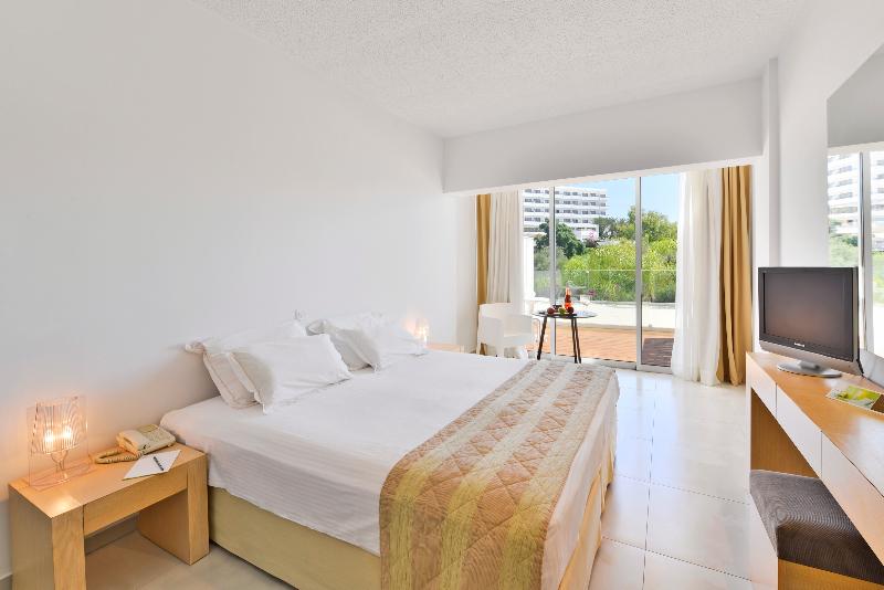 Napa Mermaid Hotel & Suites - Oda