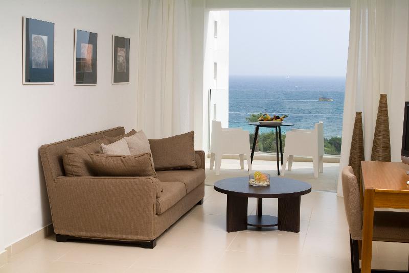 Napa Mermaid Hotel & Suites - Oda
