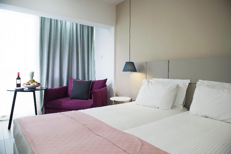 Napa Mermaid Hotel & Suites - Oda