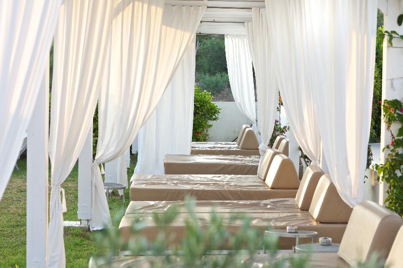 Napa Mermaid Hotel & Suites - Teras