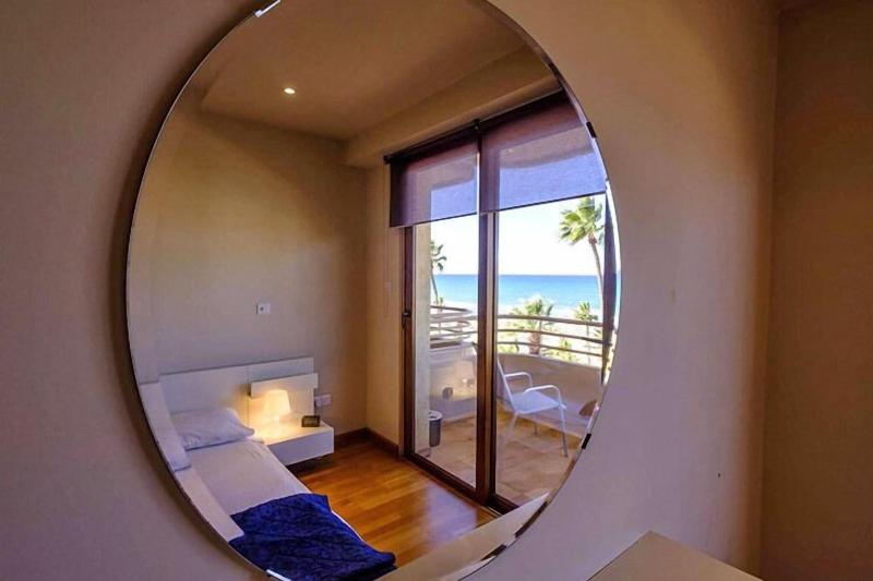 Les Palmiers Hotel - Lobi