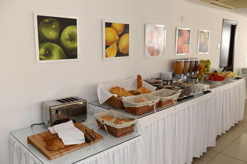 Les Palmiers Hotel - Restoran