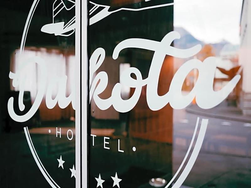 Hotel Dakota - Genel