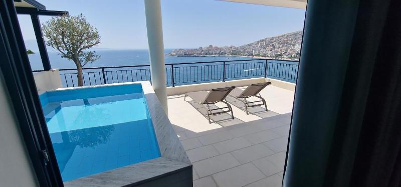 Joanna Suites - Oda
