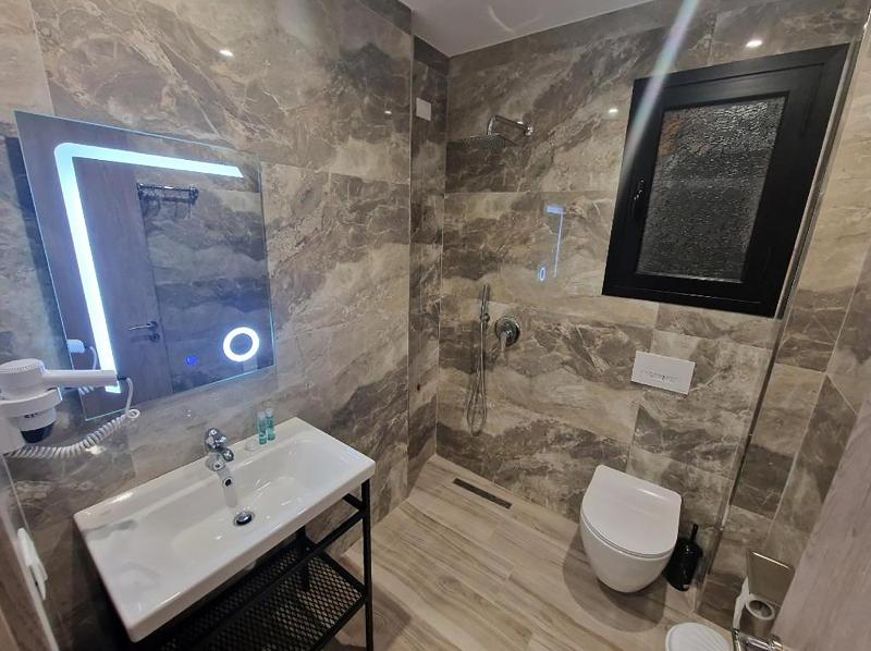 Joanna Suites - Oda