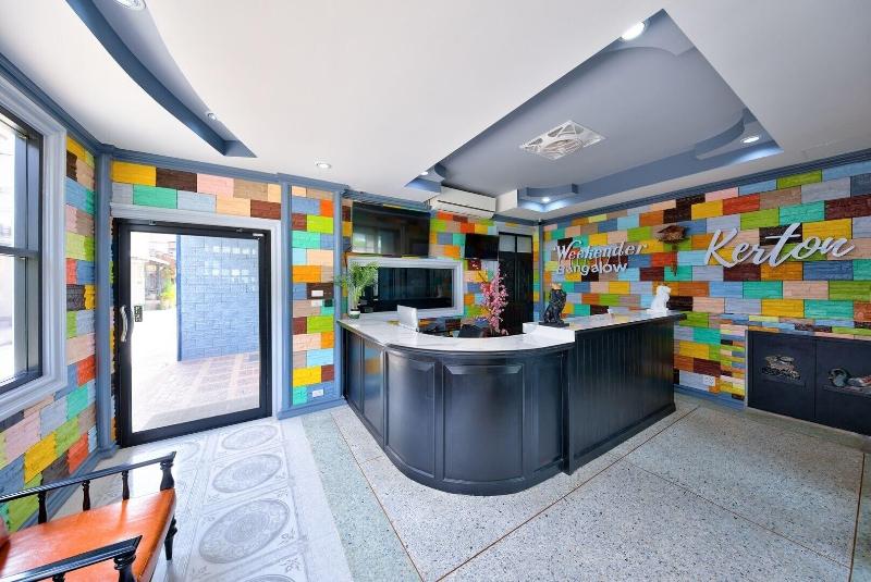Kerton Hostel - Genel