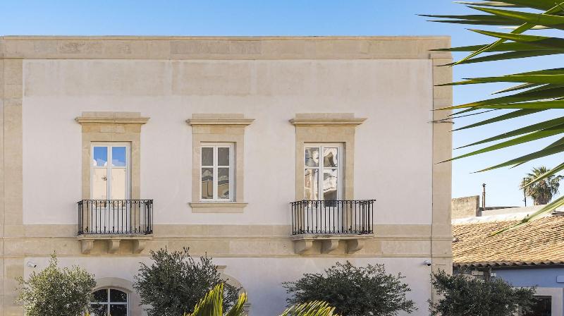 Byssus Suites - Genel