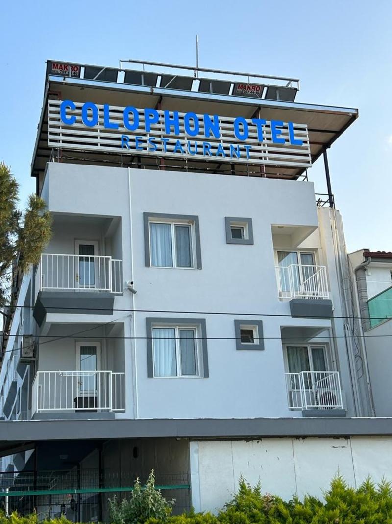 Colophon Beach - Oda
