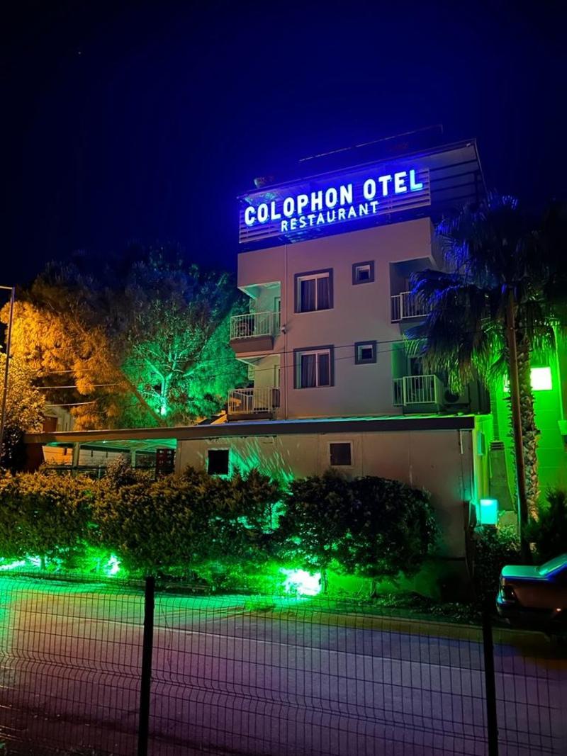 Colophon Beach - Oda