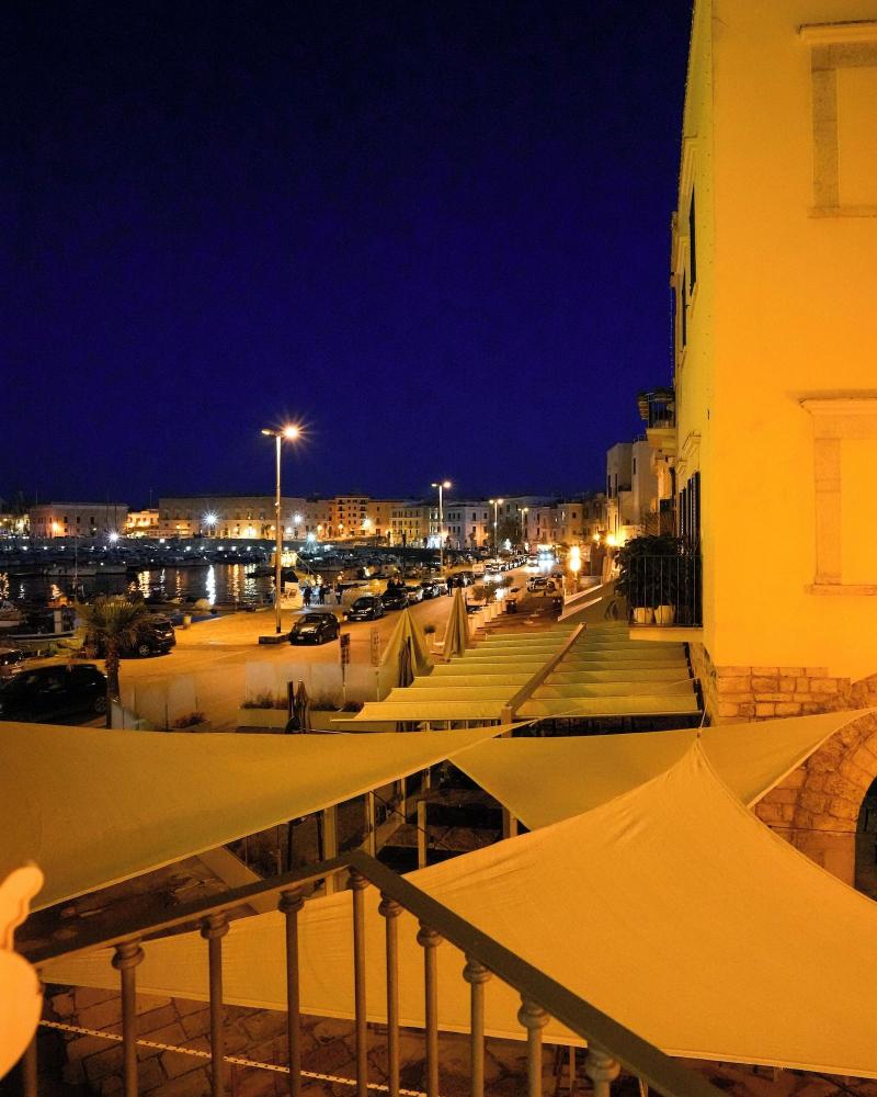 La Banchina Luxury Suites - Oda