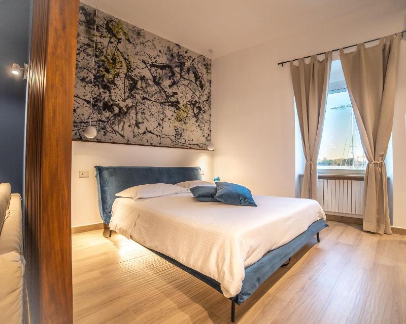 La Banchina Luxury Suites - Oda
