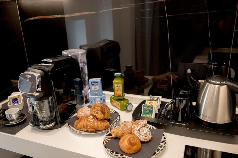 La Banchina Luxury Suites - Restoran