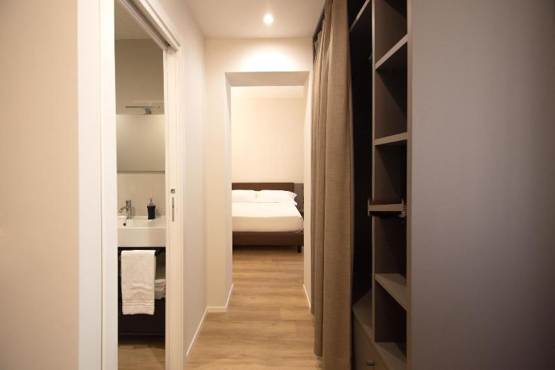 Palazzo Bellocchi Suites Apartments - Oda