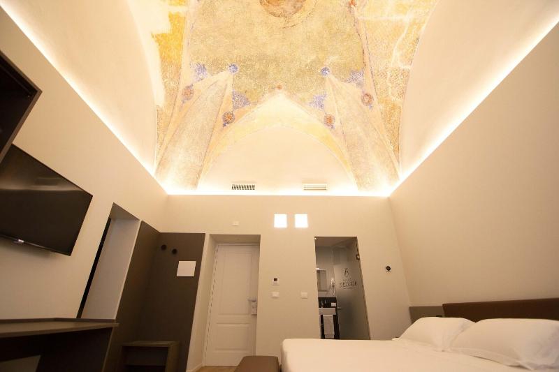 Palazzo Bellocchi Suites Apartments - Oda