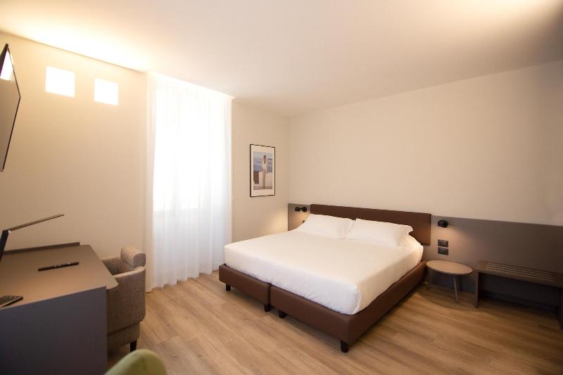 Palazzo Bellocchi Suites Apartments - Oda