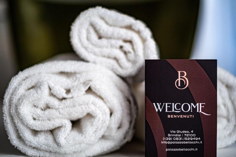 Palazzo Bellocchi Suites Apartments - Oda