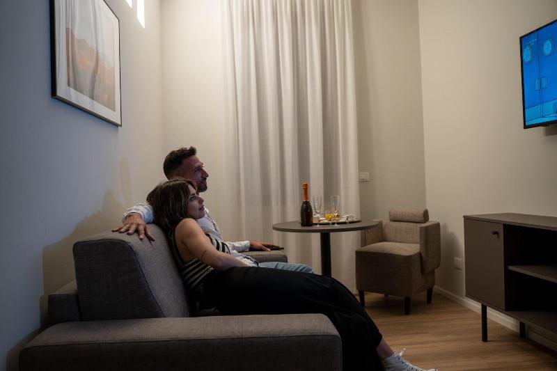 Palazzo Bellocchi Suites Apartments - Oda