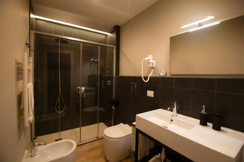 Palazzo Bellocchi Suites Apartments - Oda